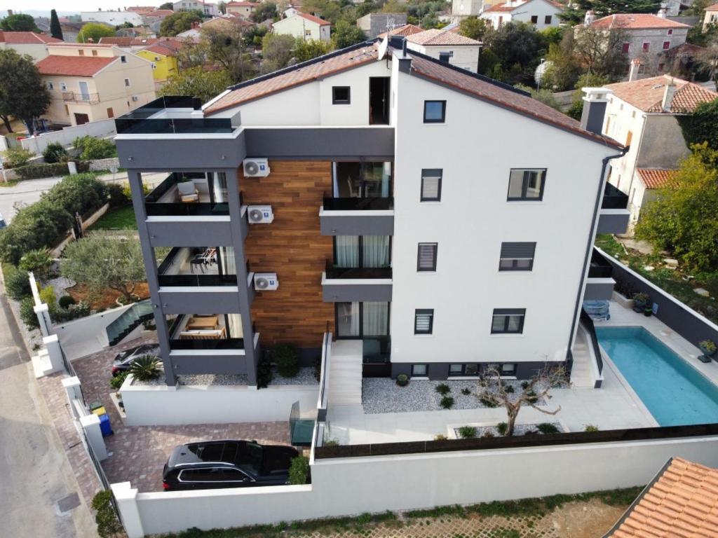 Apartments Sara II Лижнян Екстер'єр фото