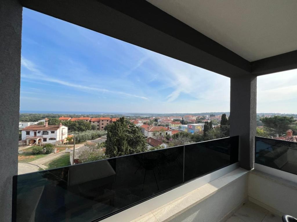 Apartments Sara II Лижнян Екстер'єр фото